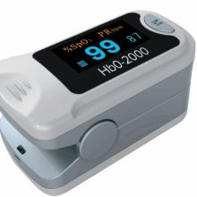 naprstni pulzni oksimeter